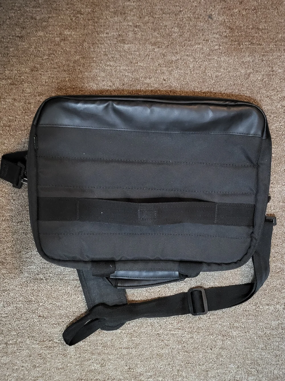 Dell Laptop Messenger Bag - Unbranded